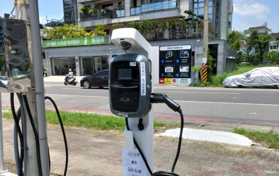 車牌辨識/充電解決